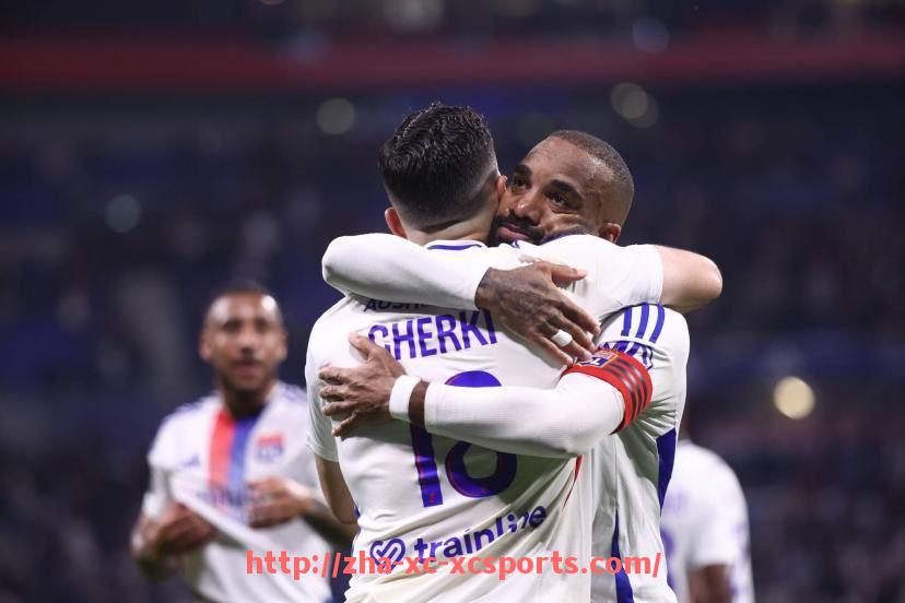 杏彩体育-世俱杯比赛球员跑动距离变化及体能恢复研究